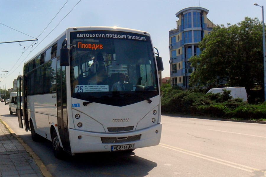 Градски транспорт - автобус - линия 25