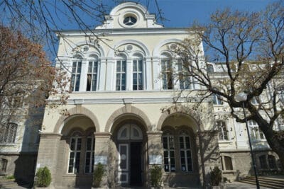 Община Пловдив обяви днес обществената поръчка за ремонта на Хуманитарната гимназия