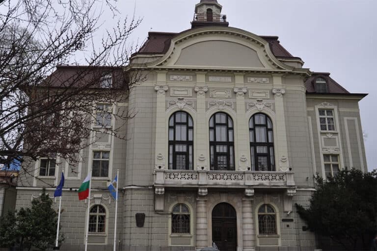 Община Пловдив заведе иск срещу „Пълдин Туринвест“ за варненските акции в Панаира
