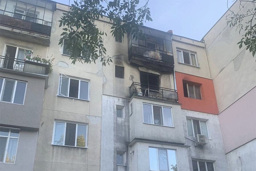 Пожар в блок в Пловдив