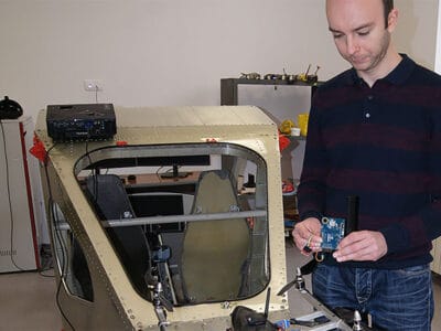 Докторантът в ТУ Пловдив Стефан Лишев разработва собствена микроконтролерна система