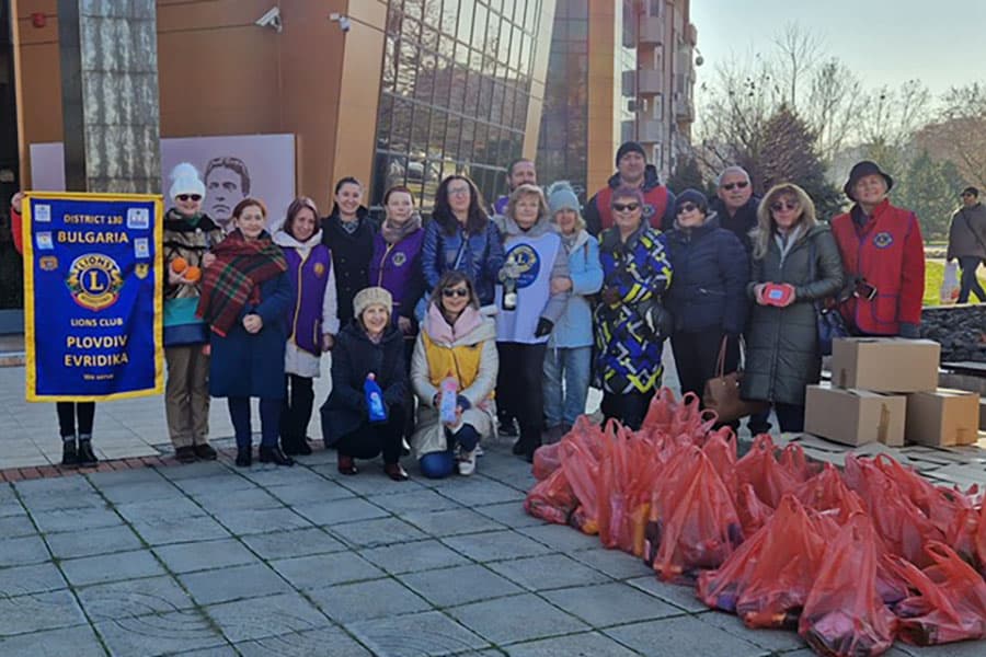 40 семейства от "Тракия" получиха дарения за празниците