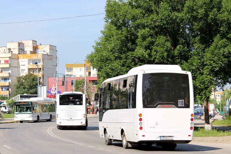 Градски транспорт - автобус - линия 10