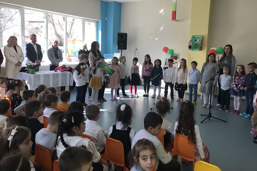 Децата от детска градина „Перуника“ почетоха делото на Васил Левски
