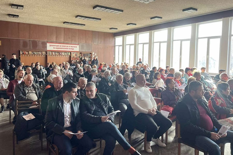 Градската конференция на БСП единодушно подкрепи Иван Петков да оглави листата в Пловдив