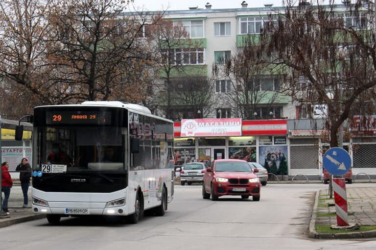 Градски транспорт - автобус - линия 29