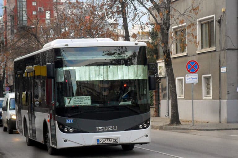 Автотранс - 2000 поема автобусна линия № 7 от началото на месец април