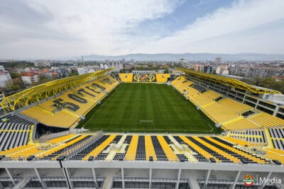 Стадион „Христо Ботев“ получи днес Акт 16 и вече може да бъде използван