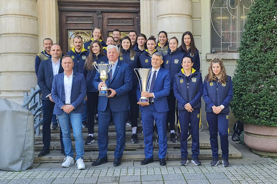 Здравко Димитров поздрави волейболистките на Марица за деветата поредна титла