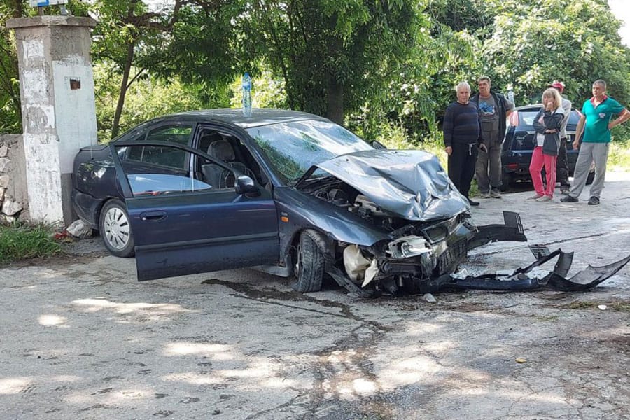 Тежка катастрофа с жертва и трима ранени стана до пловдивското село Марково