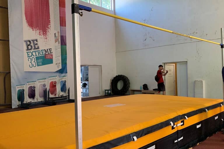 Спортният клуб по лека атлетика Ботев Пловдив с ново оборудване