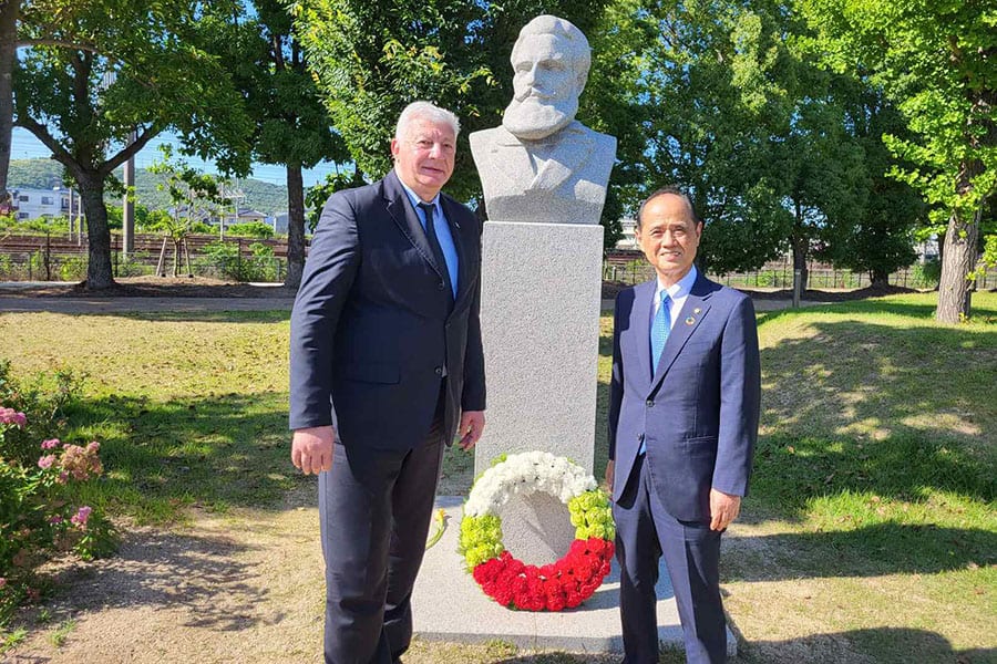 В Окаяма, Япония почетоха заедно паметта за Христо Ботев
