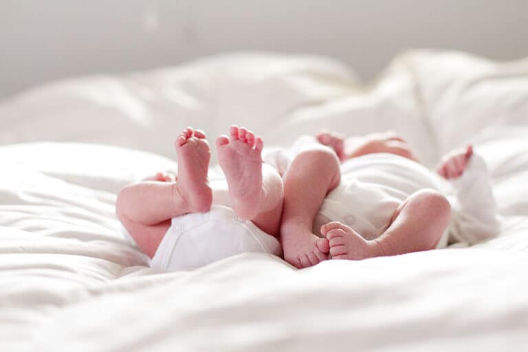 Млада жена роди близнаци на 2 различни места в Пловдив