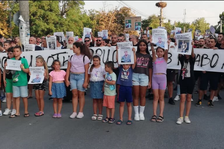 Доживотна присъда без право на замяна! - протестиращи от Цалапица блокираха АМ Тракия