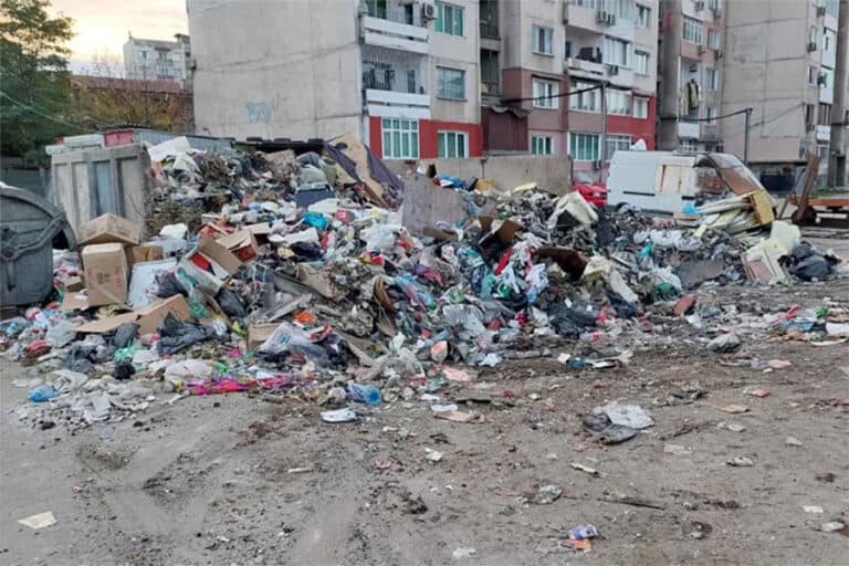 Отпадъци в Столипиново и Шекер махала