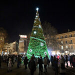 На 1 декември ще грейнат светлините на коледното дърво пред сградата на община Пловдив
