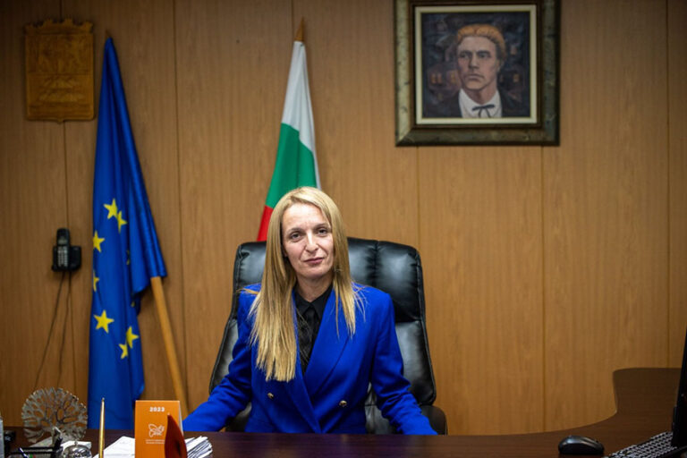 Новият кмет на Северен Венцислава Любенова със заявка за редовни отчети пред гражданите