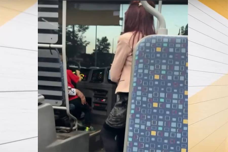 Заснеха дете да шофира автобус от градския транспорт в Пловдив