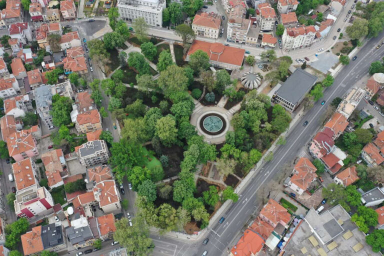 Първа градска градина в Пловдив
