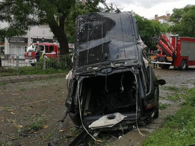 Двама младежи загинаха при жестока катастрофа тази нощ в Пловдив 5