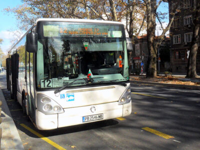 Градски транспорт - автобус - линия 12