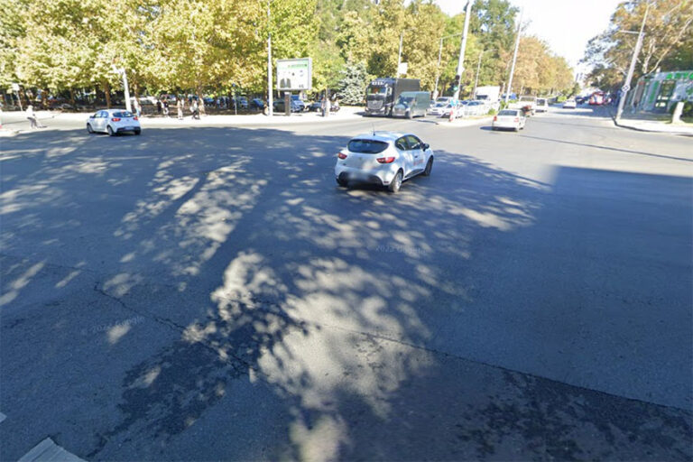 Кръстовището на бул Васил Априлов и бул Шести Септември в Пловдив