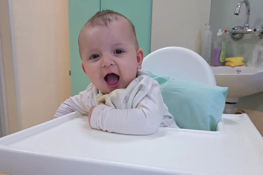 Малката София се нуждае от нашата помощ! Историята на една майчина любов Малката София се нуждае от нашата помощ! Историята на една майчина любов 2