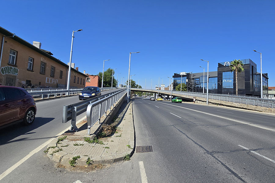 Бетонен мост в Пловдив 2