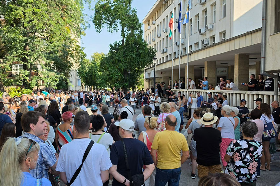 Протестиращи в Пловдив поискаха справедлив процес за убийството на Георги Кузев